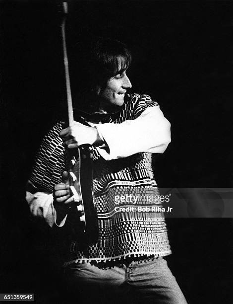 Jim Messina performs in concert at the Universal Amphitheatre, September 13, 1976.