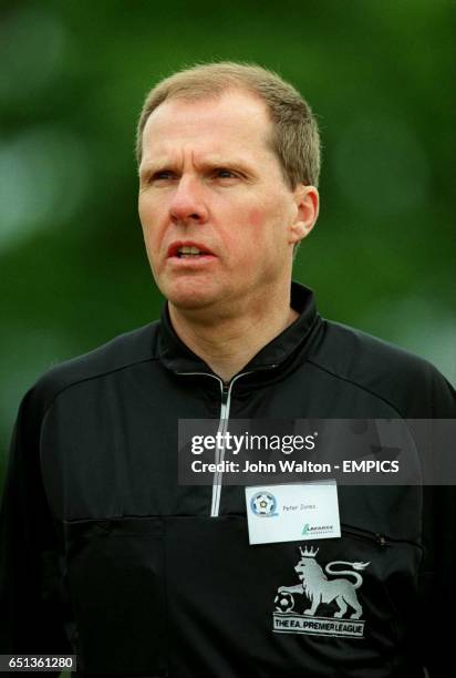 Peter Reece Jones 206 Peter Jones (Referee) Stock Photos, High-Res Pictures, and Images ...