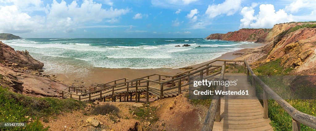 Portugal, Algarve, Lagos, Carrapateira, Praia do Amado, panoramic view