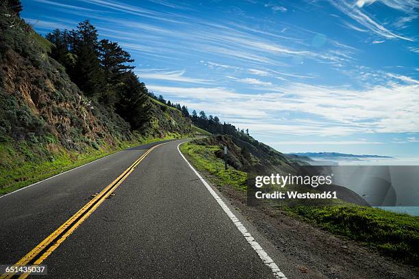 usa, california, coast at highway 1 - empty road mountains stock pictures, royalty-free photos & images