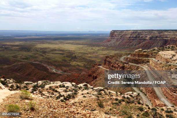 scenic view of moki dugway - moki stock pictures, royalty-free photos & images