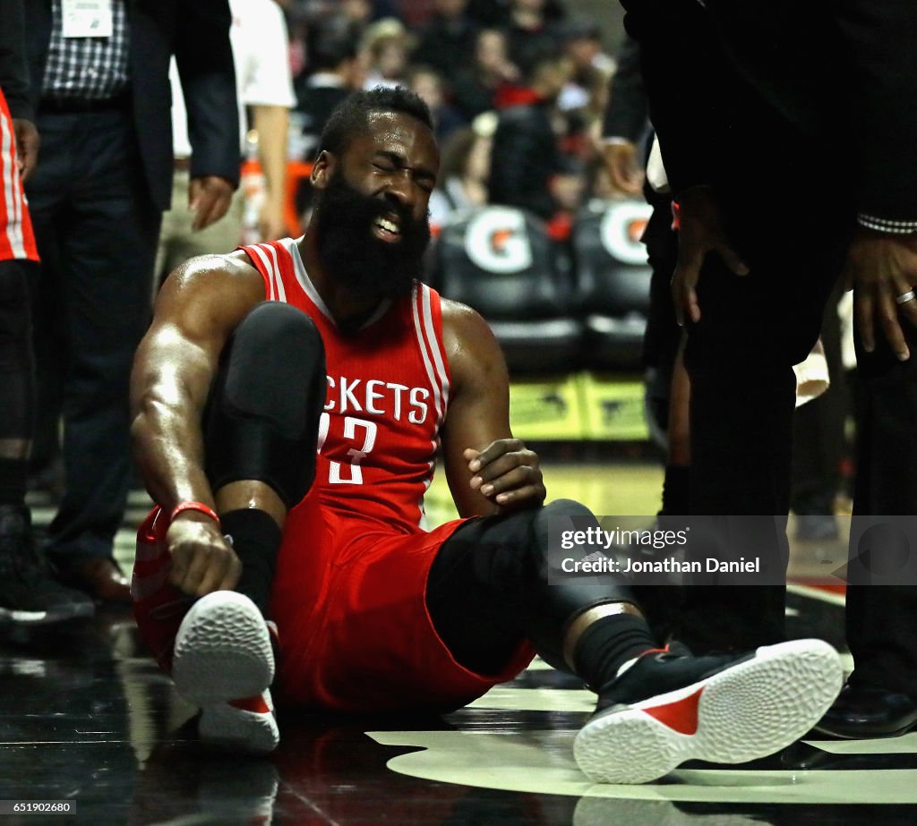 Houston Rockets v Chicago Bulls