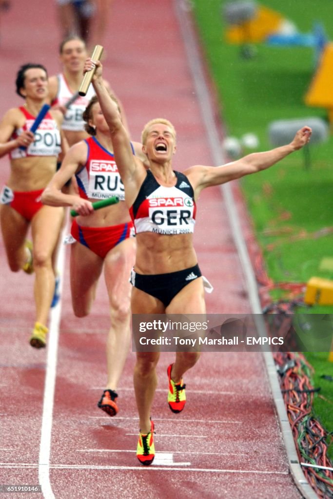 Athletics - European Athletics Championships - Munich 2002 - Women's 4 x 400m Relay Final