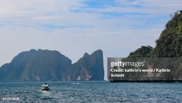 thailand trip - asiatisches langboot - fotografias e filmes do acervo