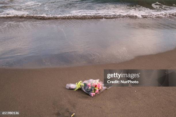 Bunch of flowers for the victims of 3.11 massive earthquake and tsunami disaster in Arahama area, Miyagi prefecture at 11 March 2017. Six years have...