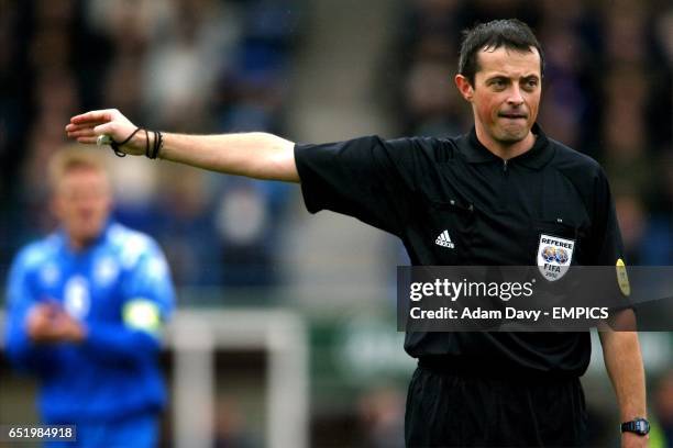 Referee Alain Sars