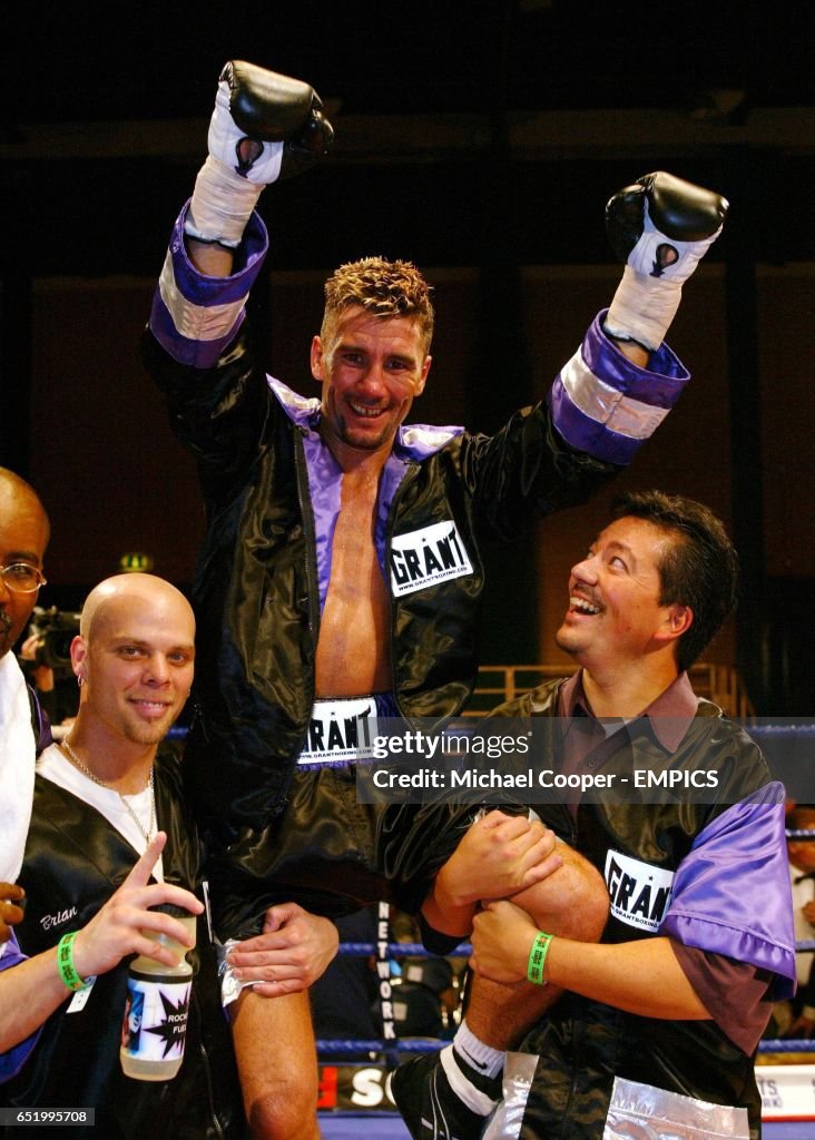 Boxing - Featherweight Bout - Wayne McCullough v Nikolai Eremeev