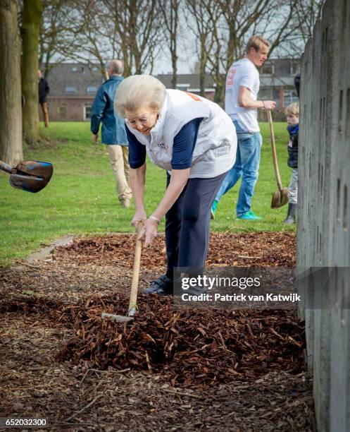 Princess Beatrix of The Netherlands volunteers for NL Doet in the the kindergarden on March 11, 207 in IJsstelsteijn, The Netherlands. NL Doet is a...