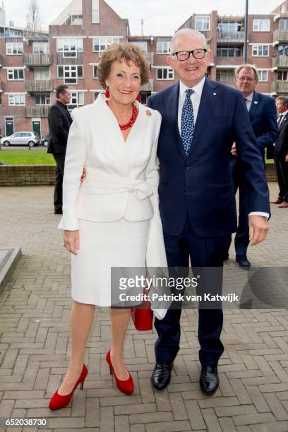 Princess Margriet of the Netherlands and her husband Pieter van Vollenhoven attend the opening of the exhibition of Canadian Inuit Art in the...