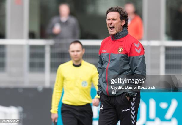 Coach Oliver Zapel of Grossaspach reacts during the third league match between VfR Aalen and SG Sonnenhof Grossaspach at Scholz-Arena on March 11,...