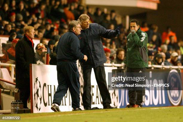 Pat Rice Assistant Manager 141 Coach Pat Rice Stock Photos, High-Res Pictures, and Images - Getty ...