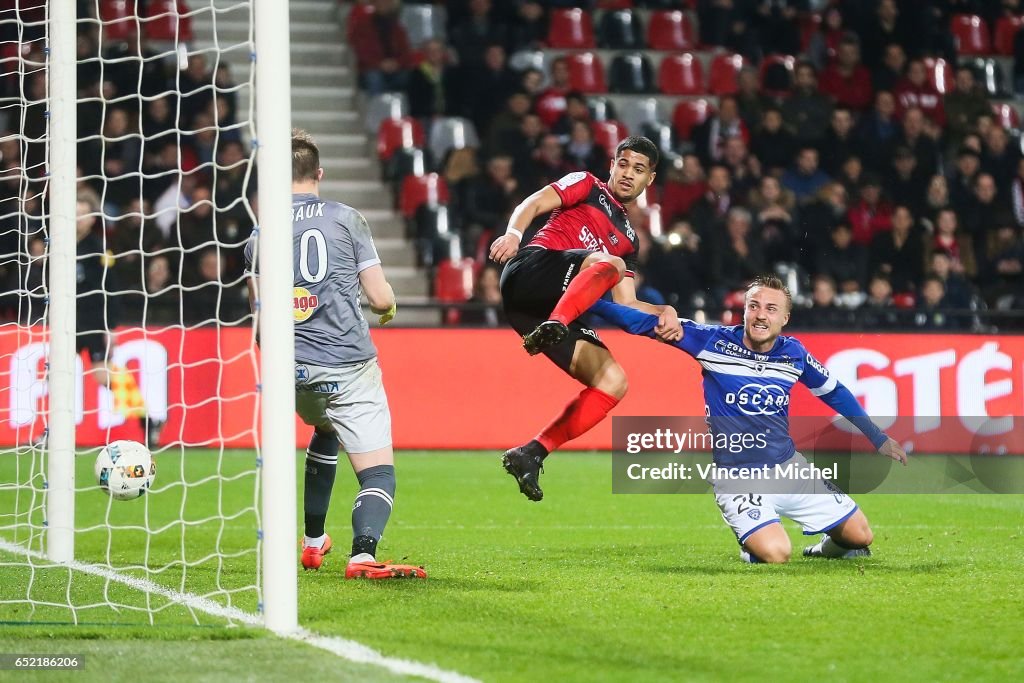 EA Guingamp v SC Bastia - Ligue 1