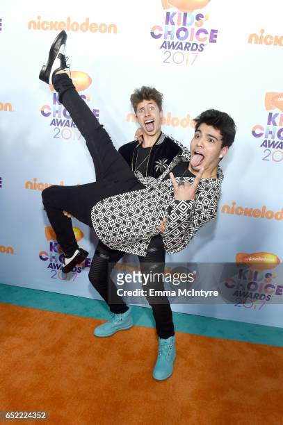 Internet personalities Juanpa Zurita and Sebastián Villalobos at Nickelodeon's 2017 Kids' Choice Awards at USC Galen Center on March 11, 2017 in Los...