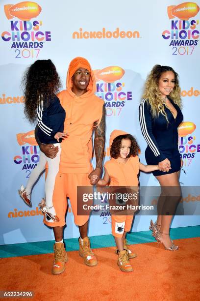 Personality Nick Cannon, Moroccan Scott Cannon, singer Mariah Carey and Monroe Cannon at Nickelodeon's 2017 Kids' Choice Awards at USC Galen Center...