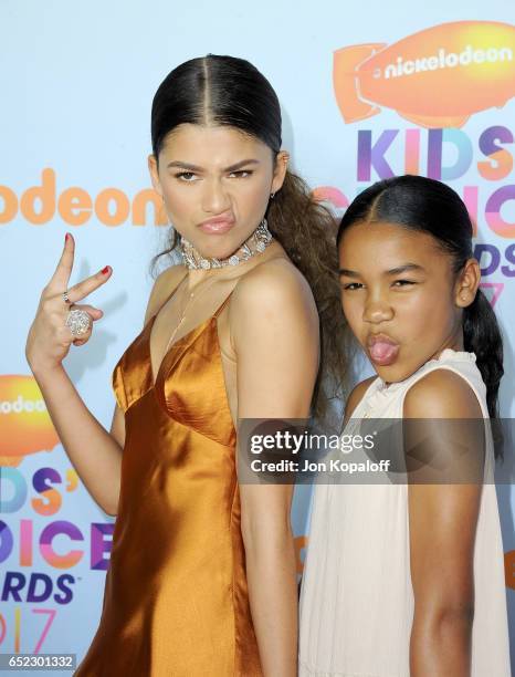 283 Zendaya 2017 Kids Choice Awards Stock Photos, High-Res Pictures