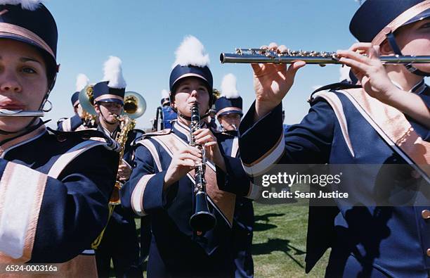 marching band - banda de marcha fotografías e imágenes de stock