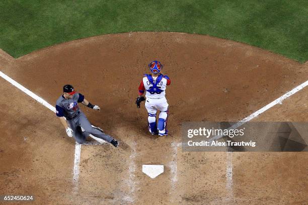 Paul Goldschmidt of Team USA scores a run in the sixth inning against Team Dominican Republic during Game 4 Pool of C of the 2017 World Baseball...