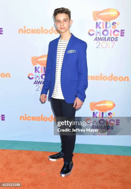 Singer Finn Matthews arrives at the Nickelodeon's 2017 Kids' Choice Awards at USC Galen Center on March 11, 2017 in Los Angeles, California.