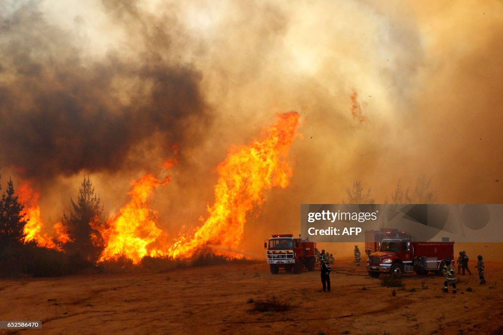 TOPSHOT-CHILE-FOREST-FIRE