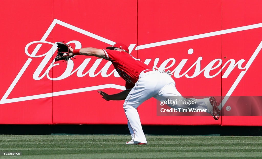 Seattle Mariners v Los Angeles Angels of Anaheim