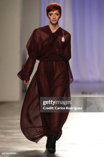 Model walks the runway during the Dino Alves show during Lisboa Fashion Week ModaLisboa day 3 at on March 12, 2017 in Lisbon, Portugal.