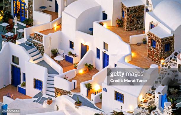 typical santorini architecture - santorini stock-fotos und bilder