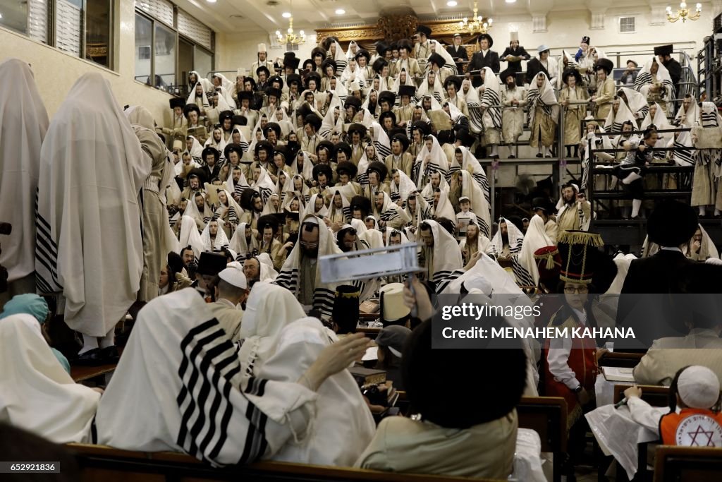 ISRAEL-RELIGION-JUDAISM-PURIM