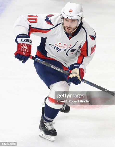 Mike Richards of the Washington Capitals plays in the game against the Los Angeles Kings at Staples Center on March 9, 2016 in Los Angeles,...