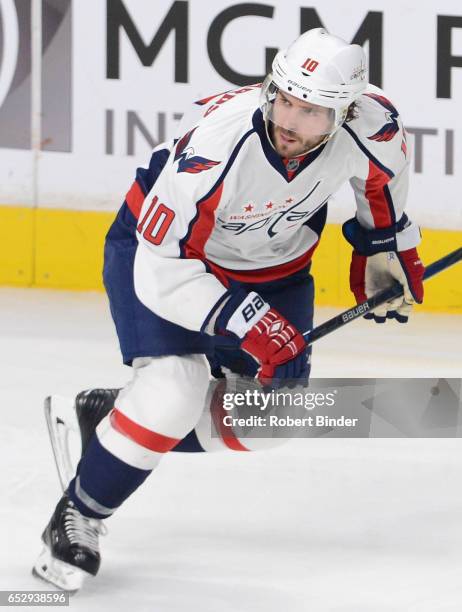 Mike Richards of the Washington Capitals plays in the game against the Los Angeles Kings at Staples Center on March 9, 2016 in Los Angeles,...