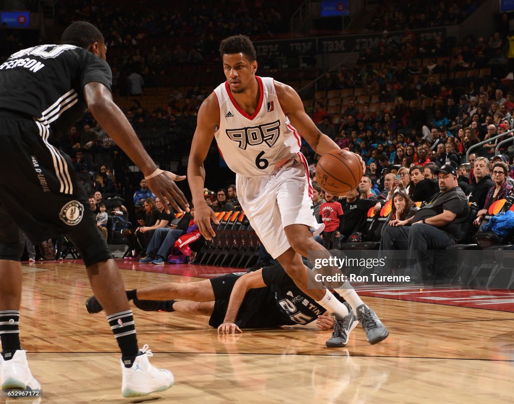 Austin Spurs v Raptors 905