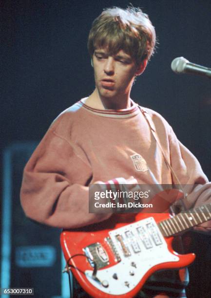 Lee Mavers of The La's performing on stage at Town & Country Club, Kentish Town, London, 16 March 1991.