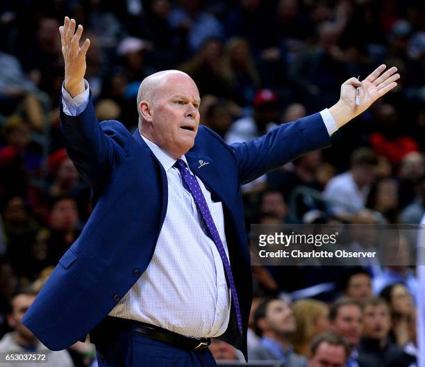 Charlotte Hornets head coach Steve Clifford argues a no-call with official Brett Nansel during first half action against the Chicago Bulls on Monday,...