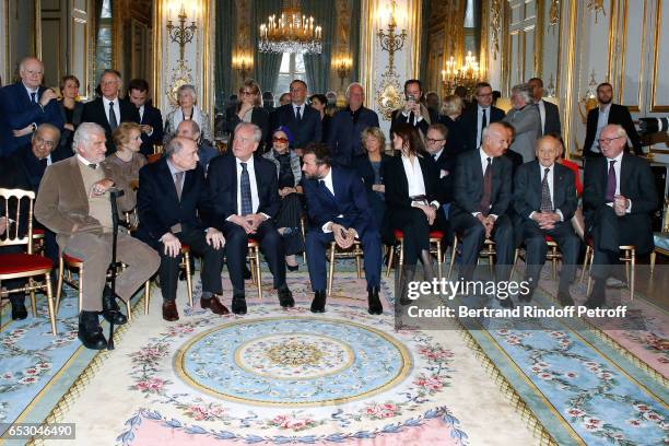 Pierre Benichou, Jean-Paul Belmondo, Myriam Colombi, Claude Brasseur, Christian Cambon, Countess Albina du Boisrouvray, Alexandre Brasseur, his wife...