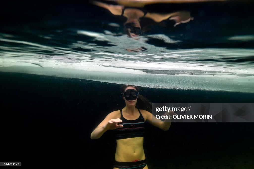 FINLAND-FROZEN-SEA-WINTER-ARCTIC-LIFESYLE-LAKE-FREEDIVING-FREEDI