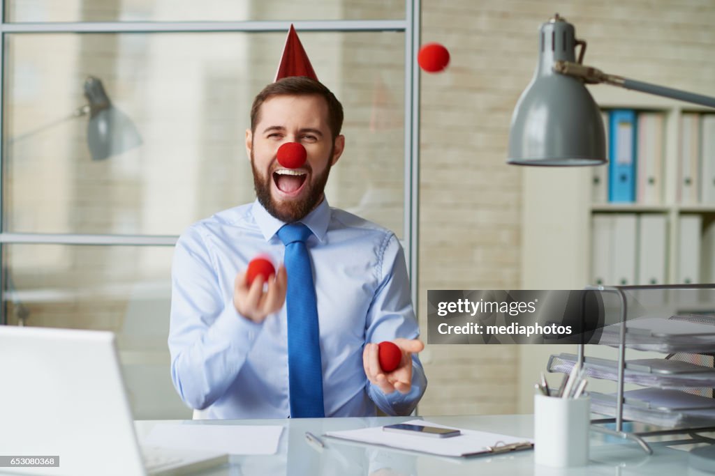 Clown im Büro