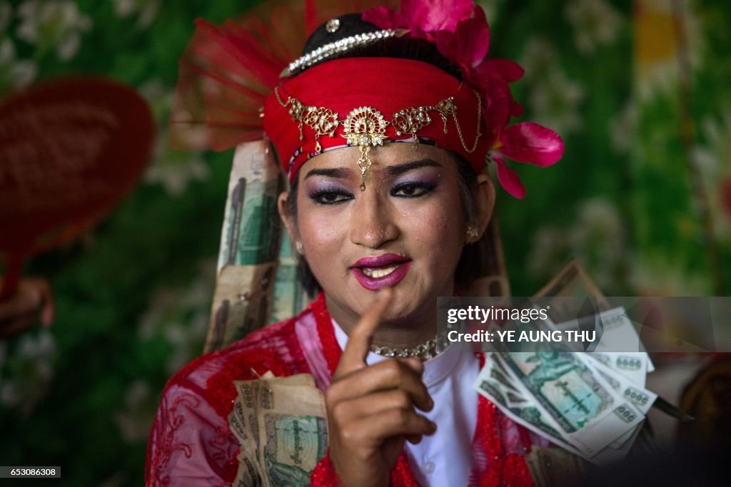 MYANMAR-RELIGION-FESTIVAL