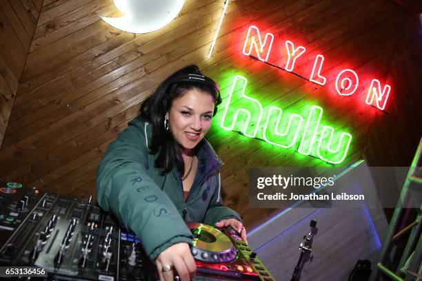 Amy Becker performs at the NYLON And The Hulu Original The Handmaid's Tale Celebrate SXSTYLE At #TwitterHouse at Bar 96 on March 13, 2017 in Austin,...