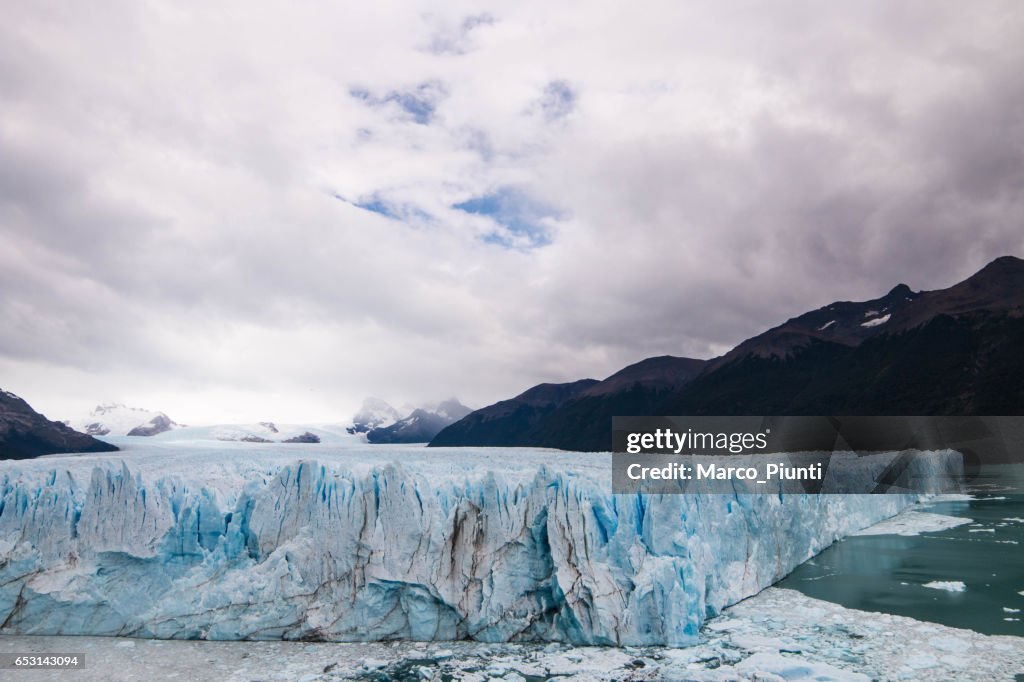 Utsikt över bergen och glaciärer, Patagonia