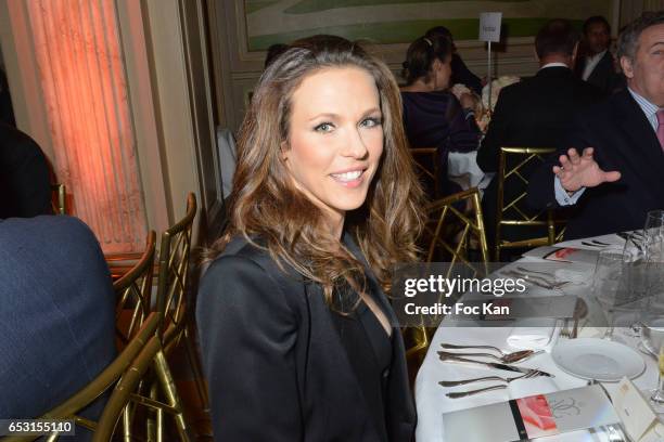 Lorie Pester attends 'La Recherche en Physiologie' Charity Gala at Four Seasons Hotel George V on March 13, 2017 in Paris, France.