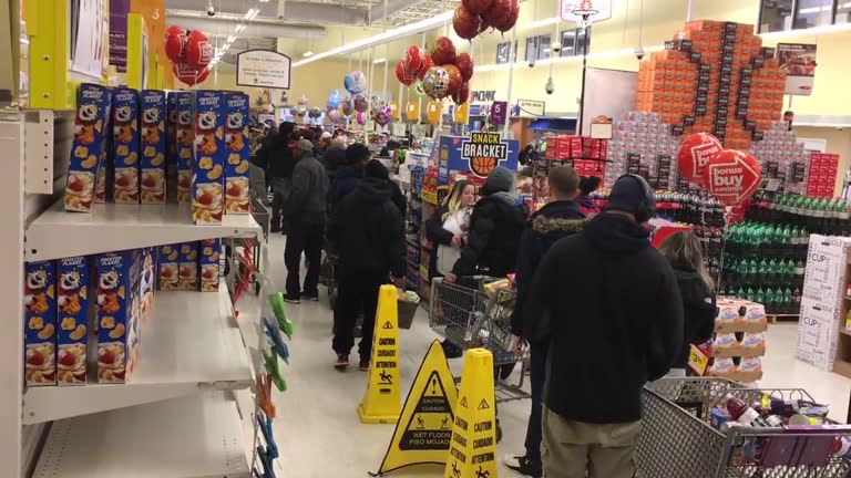 Long Line At Store 138 Long Grocery Store Line Stock Videos, Footage, & 4K Video Clips ...