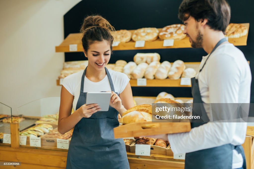 Managing the bakery