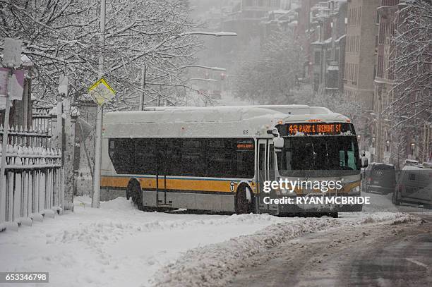 Bus Stuck In Snow 53 Bus Stuck In Snow Storm Stock Photos, High-Res Pictures, and Images ...