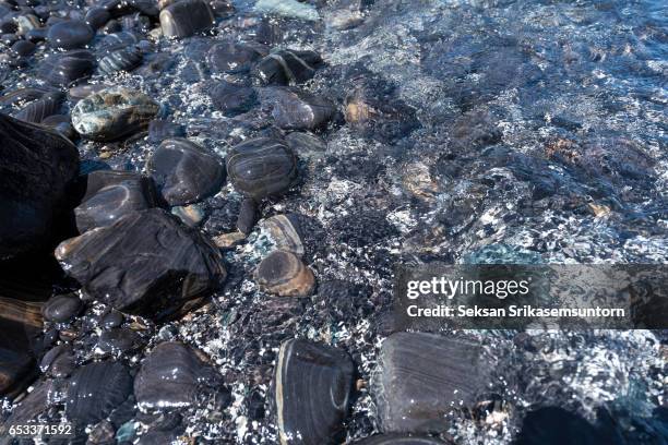 pebble stones on the beach, lipe island, stun, thailand - pebble island - fotografias e filmes do acervo