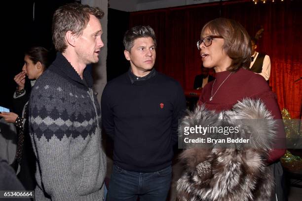 Neil Patrick Harris, David Burtka and Gayle King attend Experience Harlem hosted by Airbnb and Ghetto Gastro on March 14, 2017 in New York City.