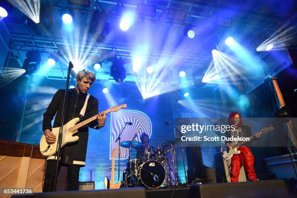 Mike Del Rio 92 Crista Ru Stock Photos, High-Res Pictures, and Images - Getty Images