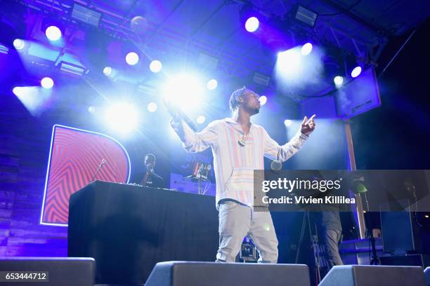 Rob Texas Rapper Rob Stone (Rapper) Photos and Premium High Res Pictures - Getty Images
