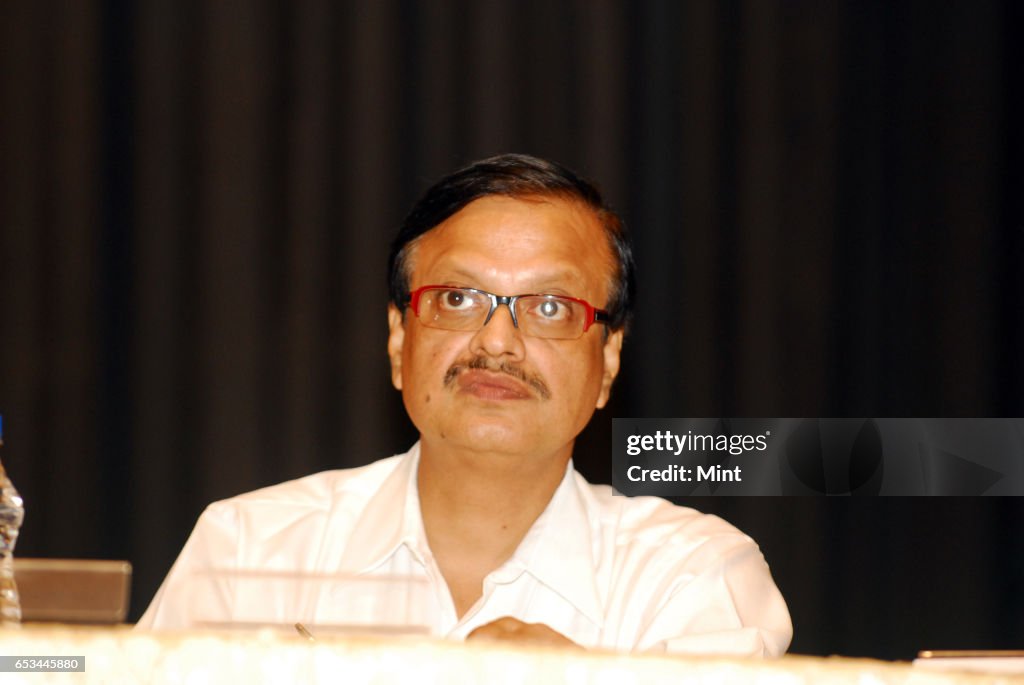 Indian Business, Economy And Finance