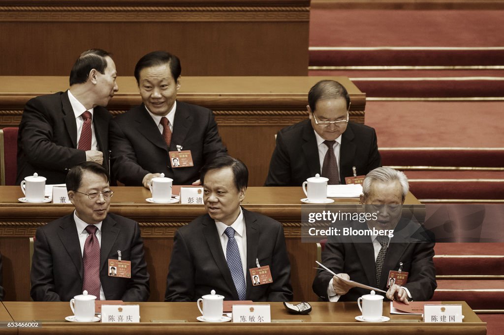 The Closing of the 5th Session of the 12th National People's Congress