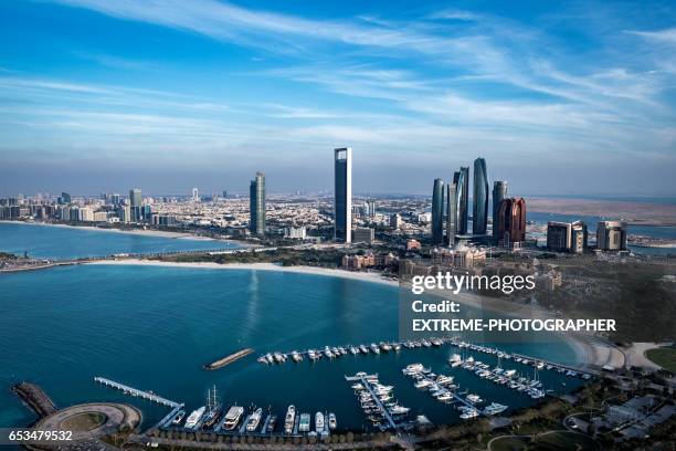 abu dhabi bay - abu dhabi culture stock pictures, royalty-free photos & images