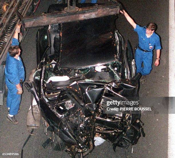 Photo prise le 31 août1997 dans le tunnel de l'Alma à Paris de la Mercedes dans laquelle la princesse Diana, son ami Dodi Al-Fayed et leur chauffeur...